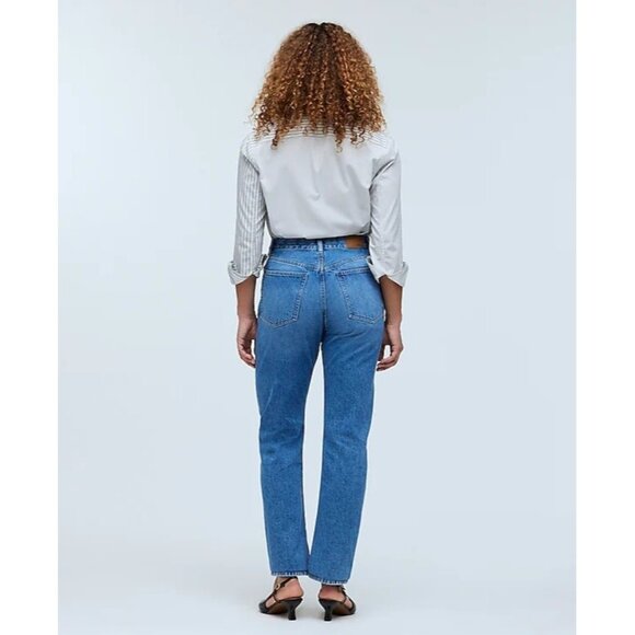 Madewell The '90s Straight Jean in Grenhart Wash - Picture 4 of 9